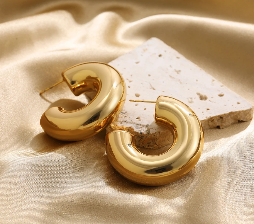 Chunky Earrings C-hape